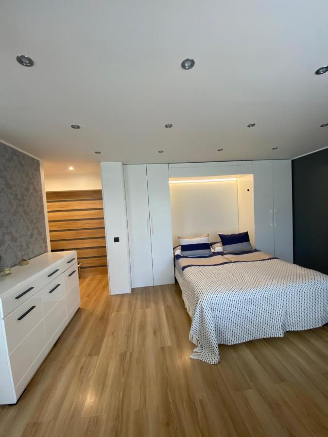 Apartment Ariella ยูร์มาลา ภายนอก รูปภาพ