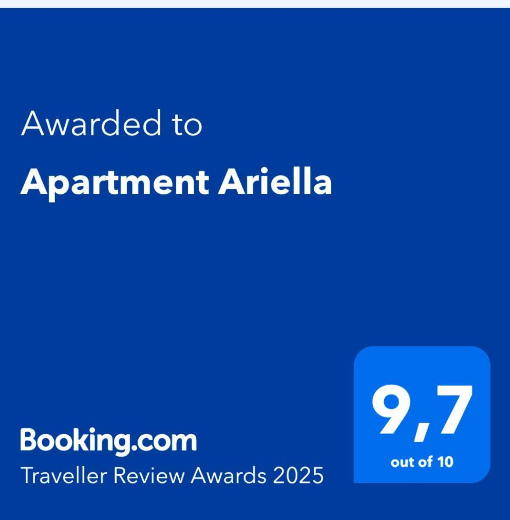 Apartment Ariella ยูร์มาลา ภายนอก รูปภาพ